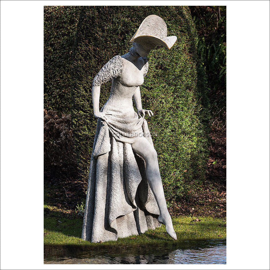 The Glass Slipper by Philip Jackson